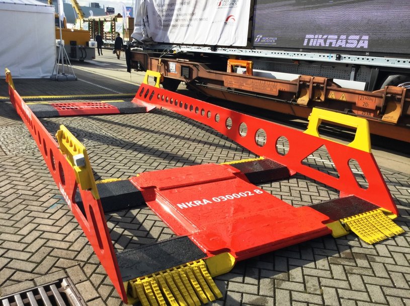 New NiKRASA version 3.0 for handling of non-craneable trailers